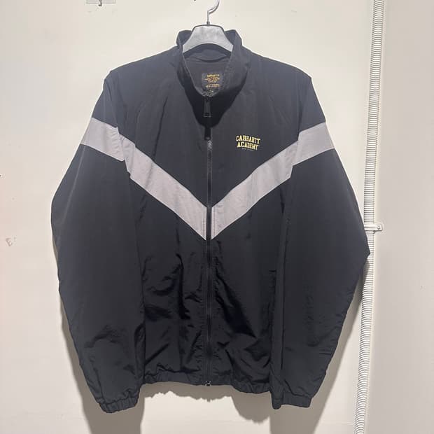 칼하트 블랙/화이트 바람막이 