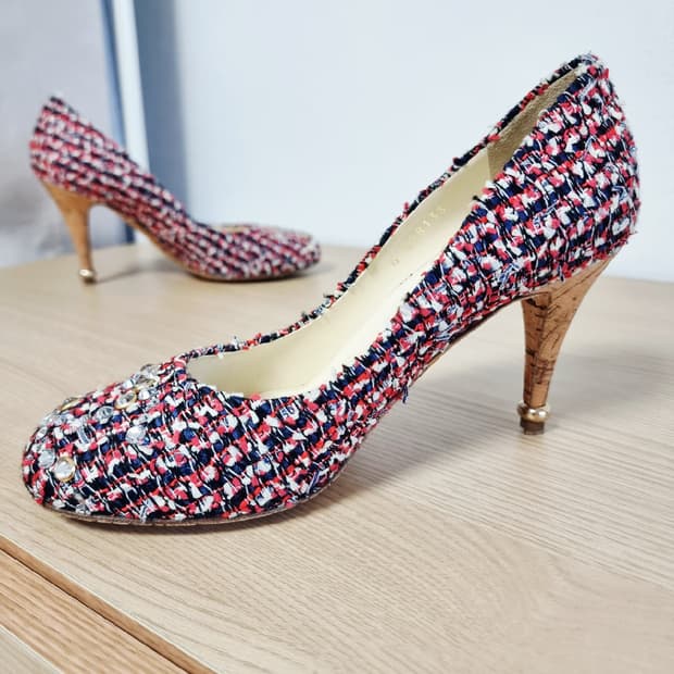 샤넬 큐빅로고 트위드 구두 펌프스 슈즈 힐 240mm/37 (굽8.5)