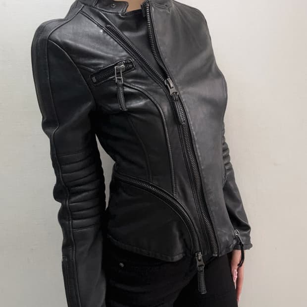 [램스킨] ZARA 퀼팅 슬림핏 바이커 레더자켓