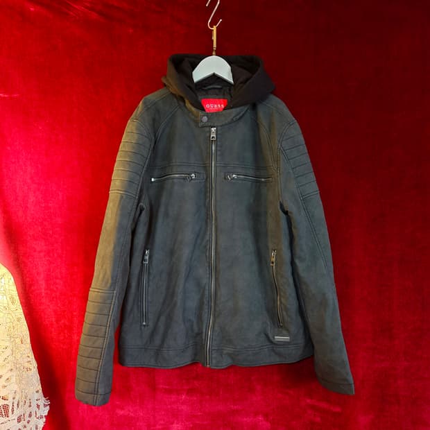 게스(GUESS) 다니엘블랙 PU 후디 차콜 바이커 자켓 L size