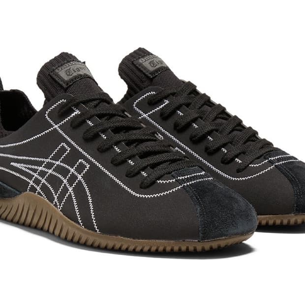 오니츠카 타이거 스크로우 블랙235