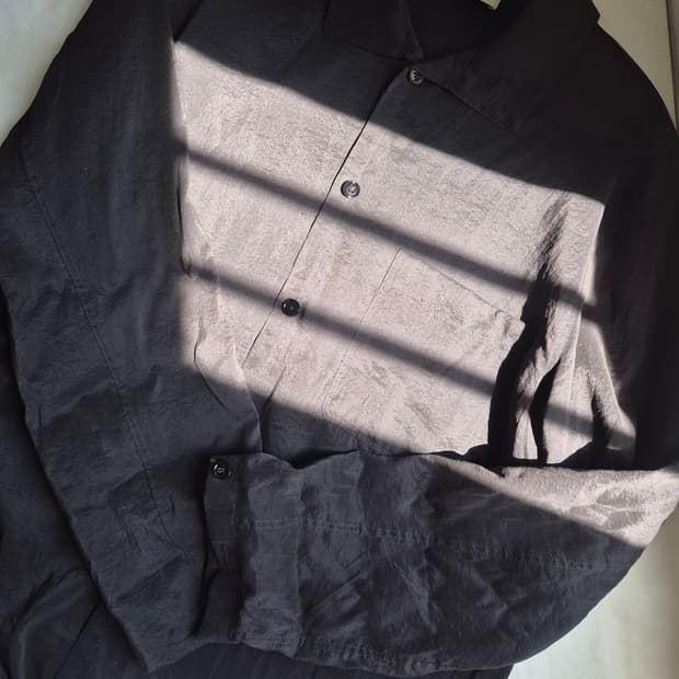 르메르 스탠드 카라 드라이 실크 셔츠 스쿼드 잉크 44