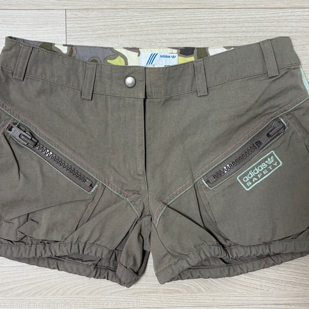 아디다스 반바지