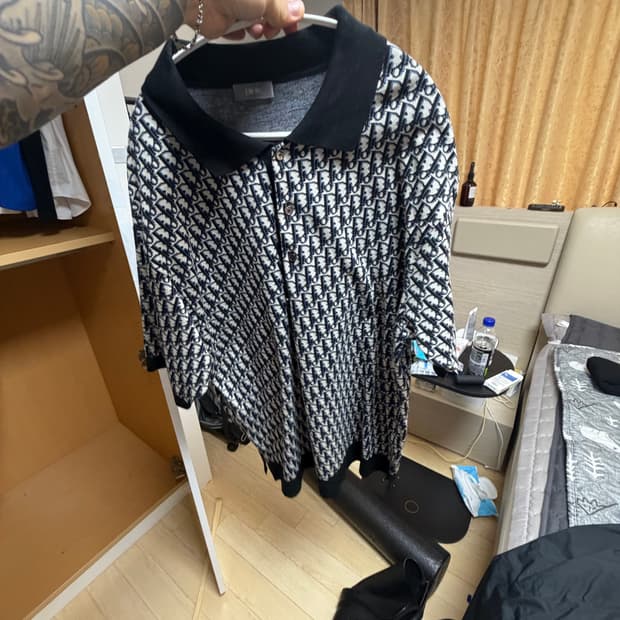 디올오블리크 카라티