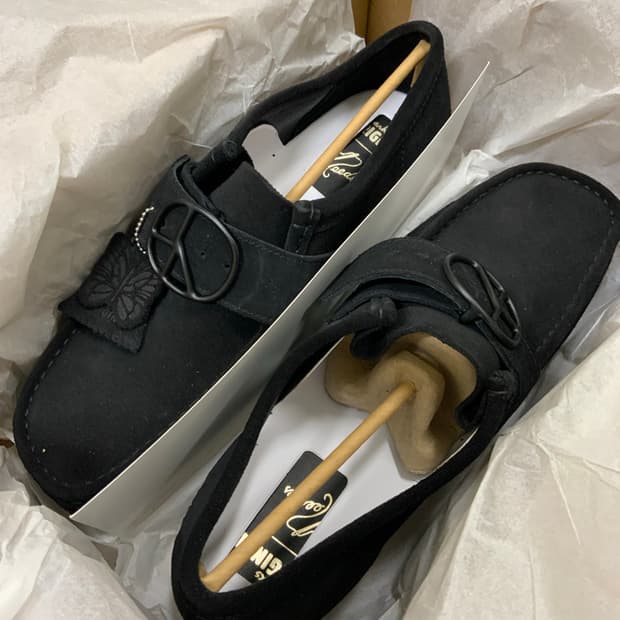 니들스 클락스 왈라비 블랙 UK11