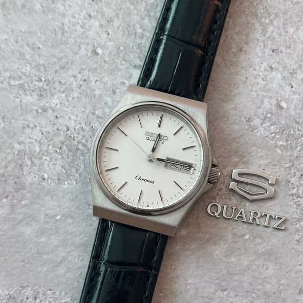 Seiko 세이코 Quartz Chronos Day-Date