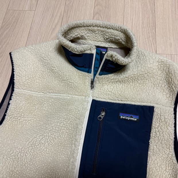 파타고니아(Patagonia) 레트로 x 베스트 L