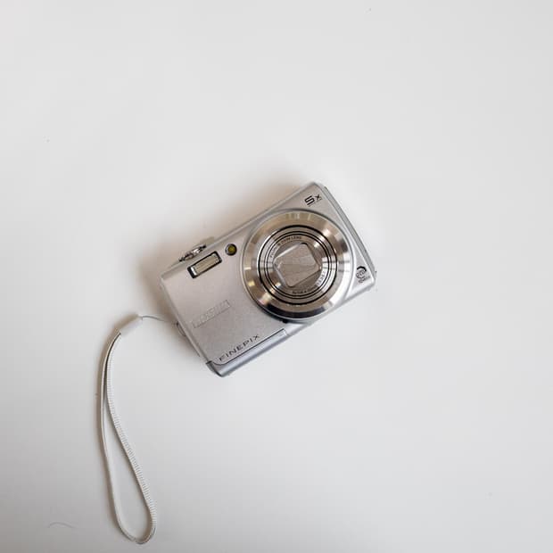 Fujifilm Finepix F100fd / 빈티지 디지털 카메라