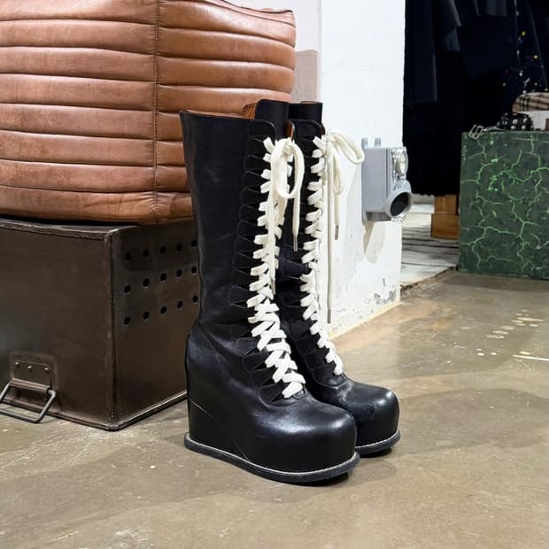 지방시 블랙 레더 레이스업 플랫폼 부츠