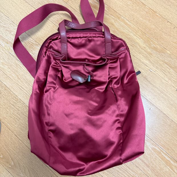 만다리나덕 백팩 겸 토드백 버건디