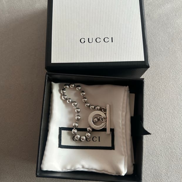 구찌 볼체인 토글팔찌 