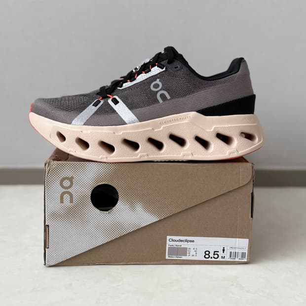 새제품) 온러닝 클라우드 이클립스 페이드 샌드 265