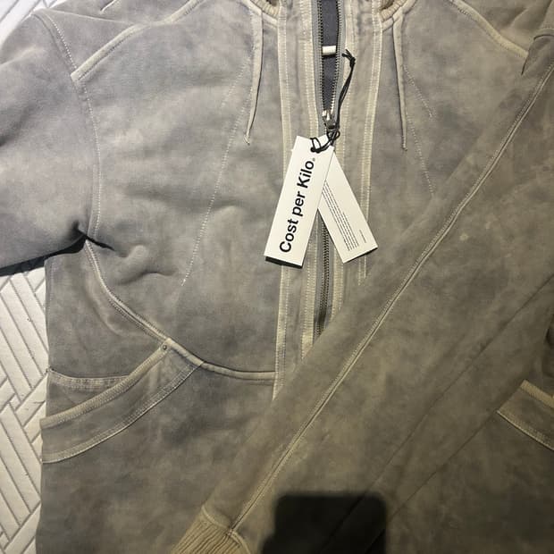 코스트퍼킬로 아이스그레이 스웻집업 s