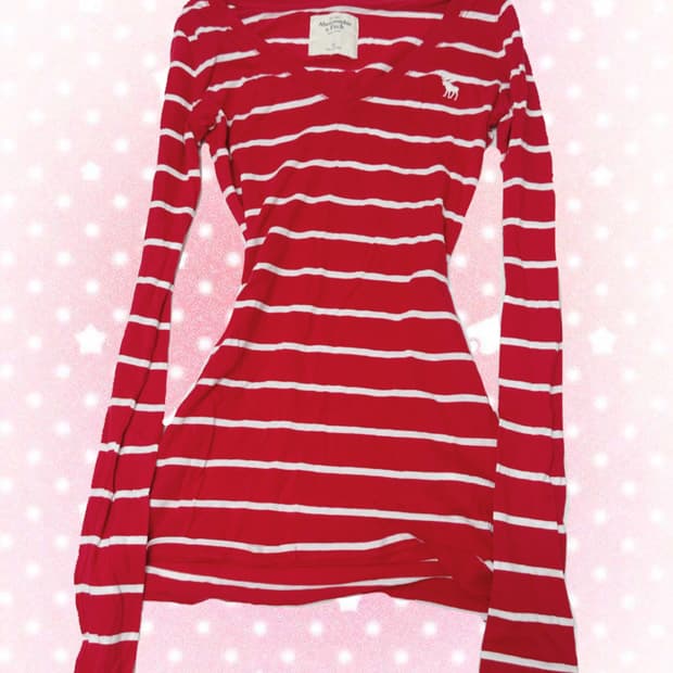 아베크롬비 스트라이프 로고 딱붙티 y2k