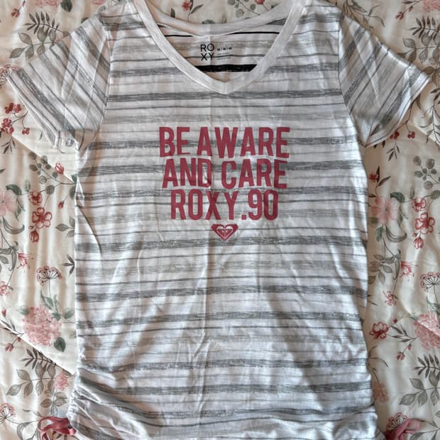 록시 반팔티 브이넥 스트라이프 셔링 리본 모리걸