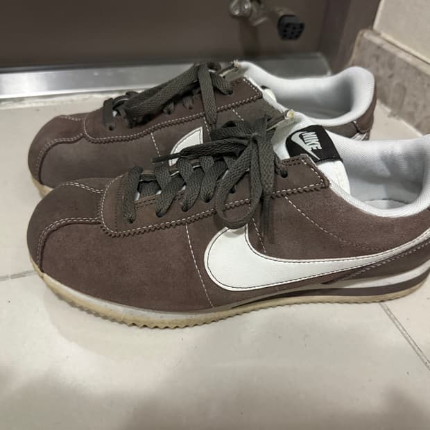 나이키 코르테즈 SE 한글날 바로크 브라운 세일 255