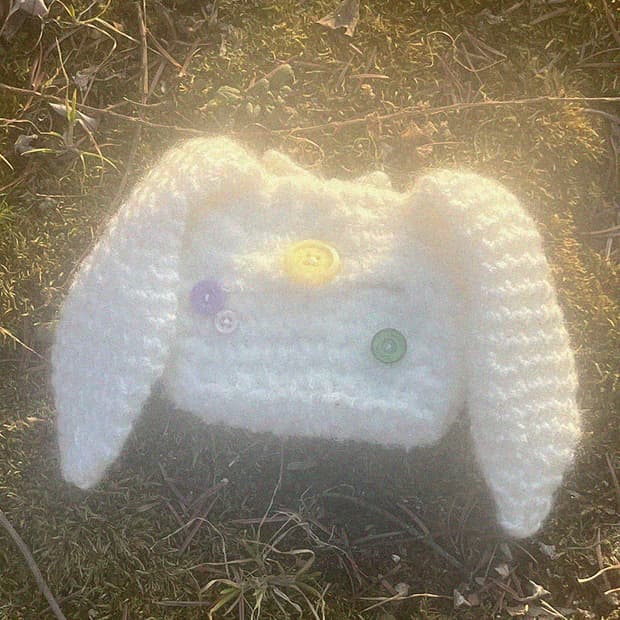 eggu summer vacation wallet