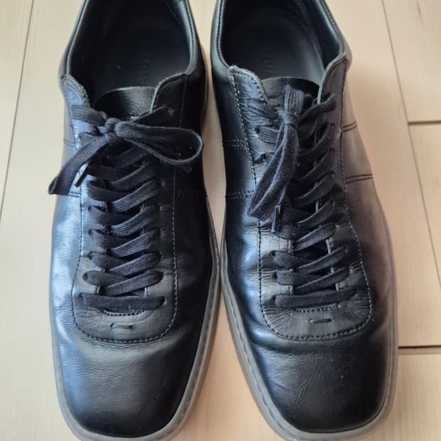 르메르 25ss 리놀륨 스니커즈 42