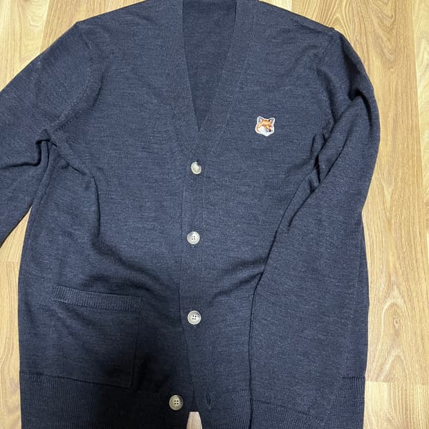 메종키츠네 폭스 헤드 패치 클래식 가디건 S