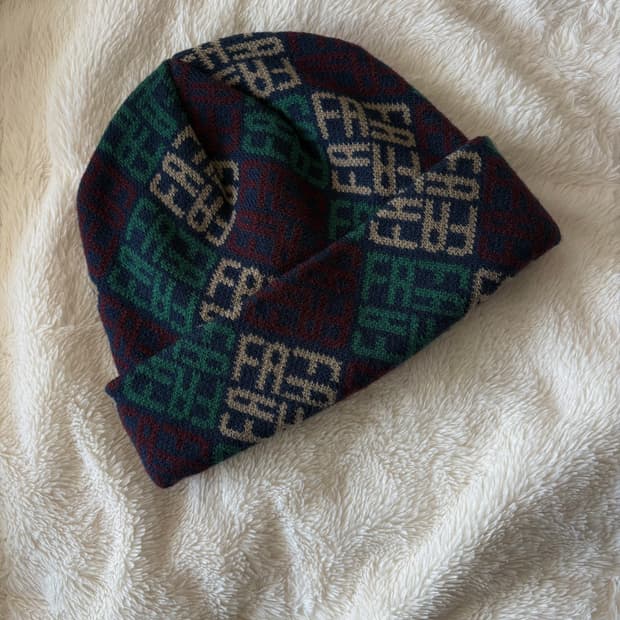 퍼킹 어썸 비니