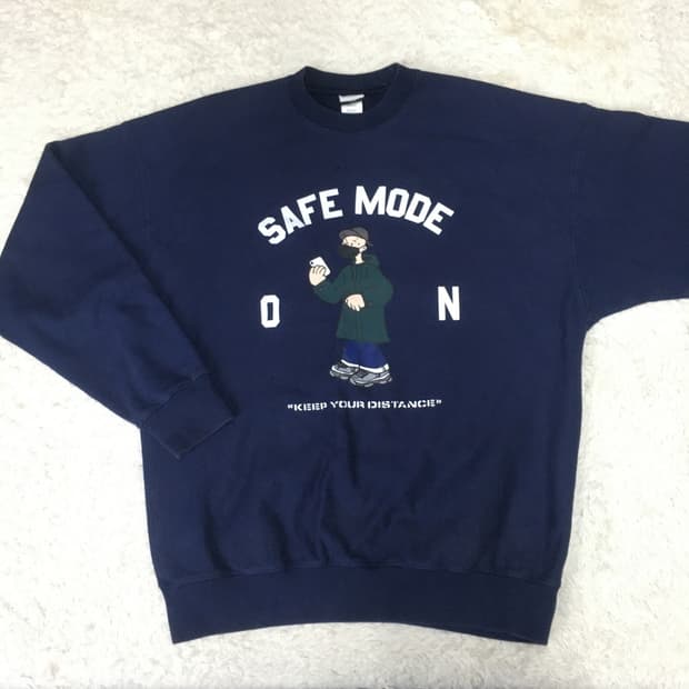 아웃스탠딩 빅로고 맨투맨 DD03