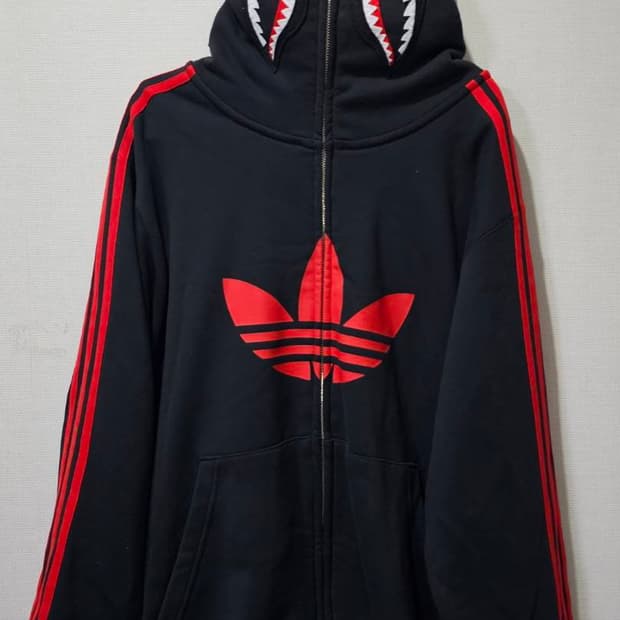 새상품급 아디다스 x 베이프 얼티밋 샤크 후드 블랙 105 / XL