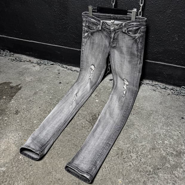 Gray Wash & Damaged Denim Skinny Jeans  