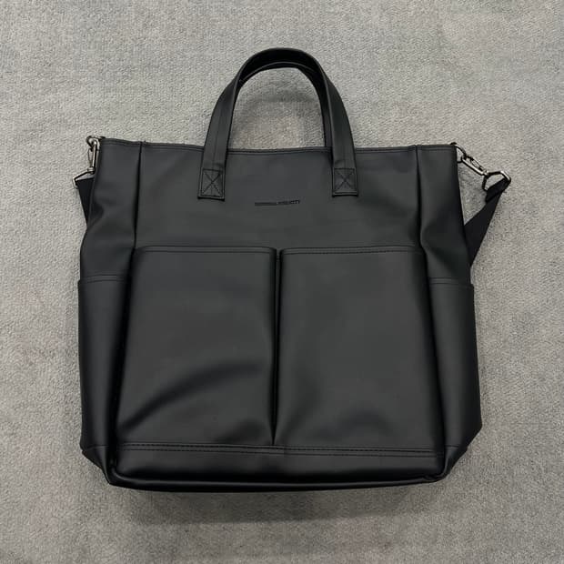 NATIONAL PUBLICITY 블랙 토트백 숄더백