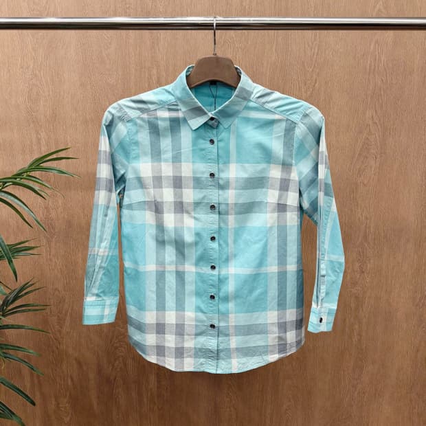 버버리 런던 코튼 셔츠 노바 체크 패턴 디테일 레귤러핏 민트 블루