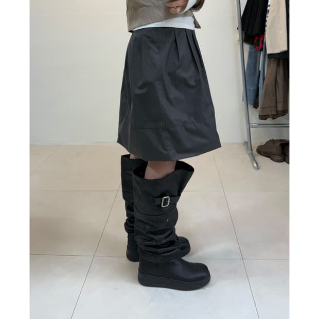 Uniqlo 미디 스커트