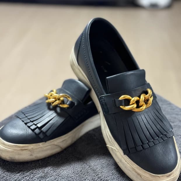 쥬세페자노티 슬립온 285