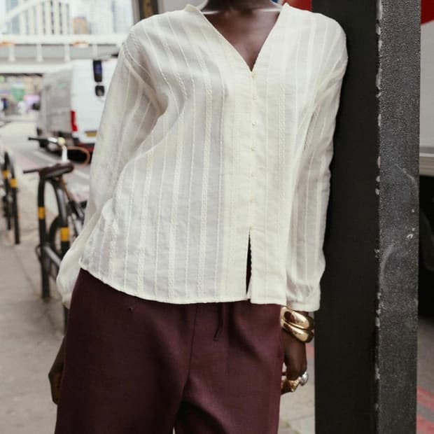 자라 코튼 자수 블라우스