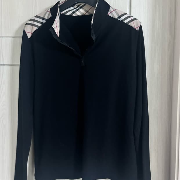 Burberry 버버리 체크 로고 긴팔