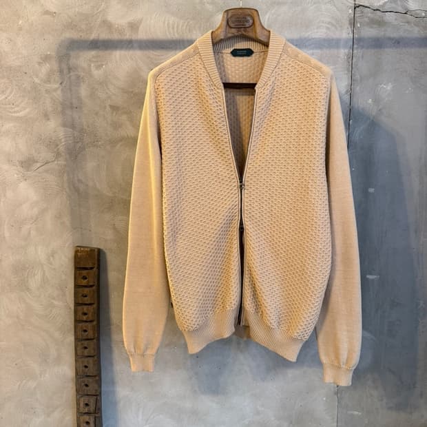 자노네 짚업 가디건 105