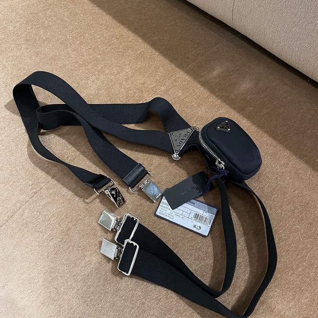 프라다 서스펜더 1CT001 / F0002  프라다 멜방