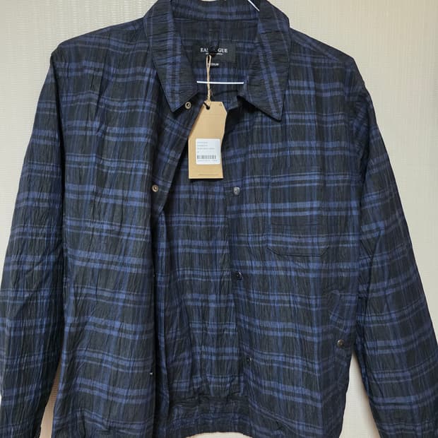 이스트로그 프렌치 코치 자켓 판매합니다