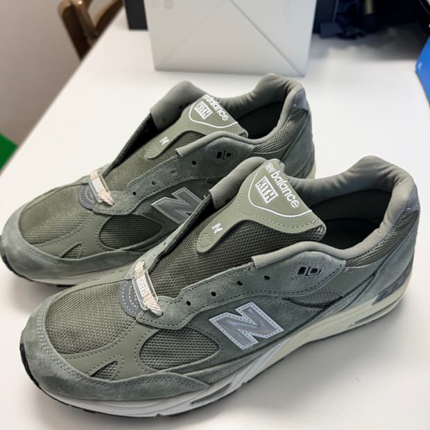 뉴발란스 x 키스 991v1 메이드 인 UK 베티버