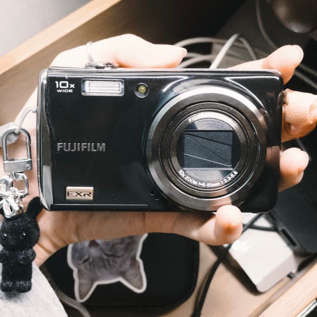 후지필름 파인픽스 F80EXR 블랙