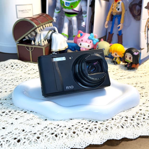 [🎀장원영 Pick] RICOH 리코 R10 레트로 디지털 카메라