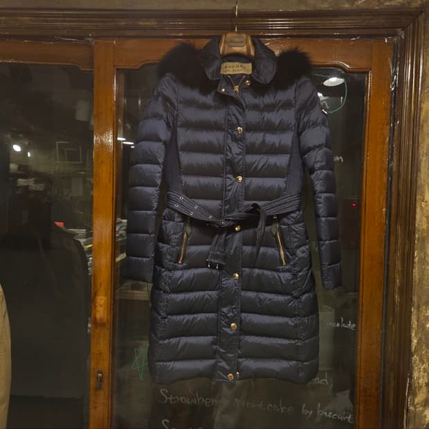 버버리 구스다운코트