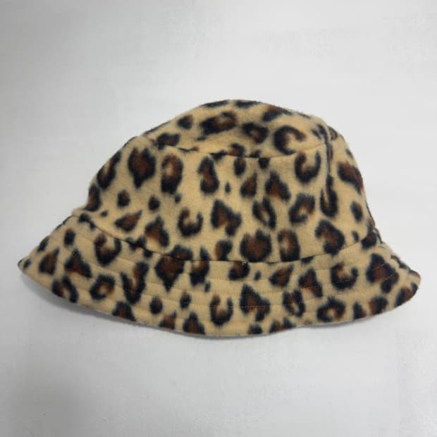 leopard buckethat