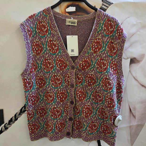 MISSONI 미쏘니 로즈 니트조끼💯