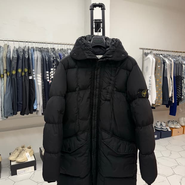 [M] 스톤아일랜드 크링클랩스 후드 롱 패딩