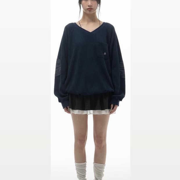 포니즈 CHECKED PATCH SWEATSHIRT (NAVY)