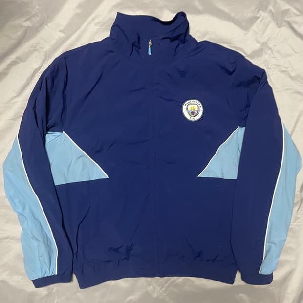 맨시티 홀란드 바람막이 자켓
