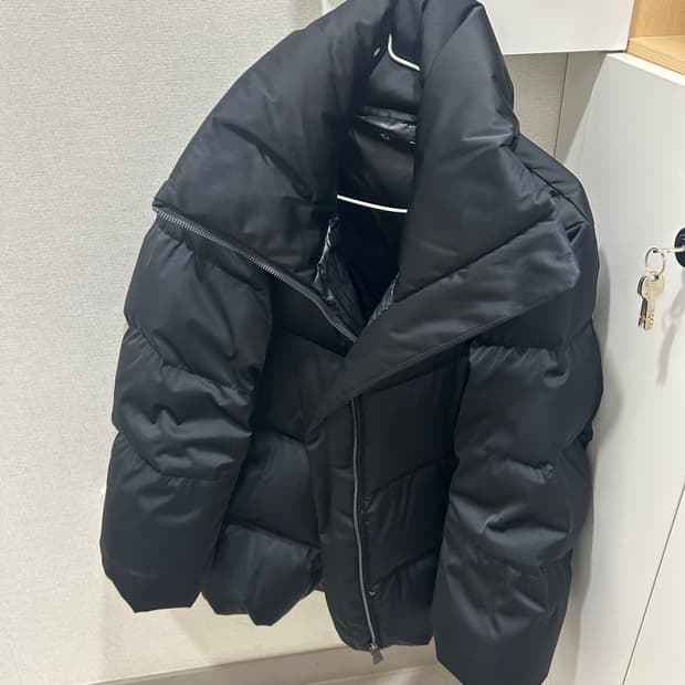 유니클로 질샌더 볼륨패딩 s