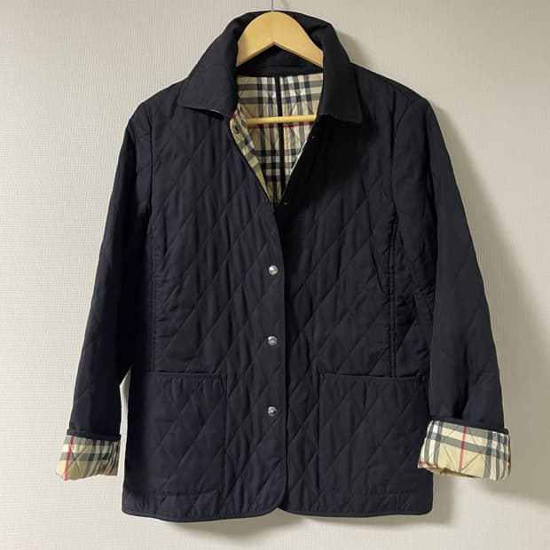 버버리 여성 퀄팅 점퍼 블랙 42 (66-77)