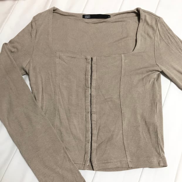 보헴서 후크가디건