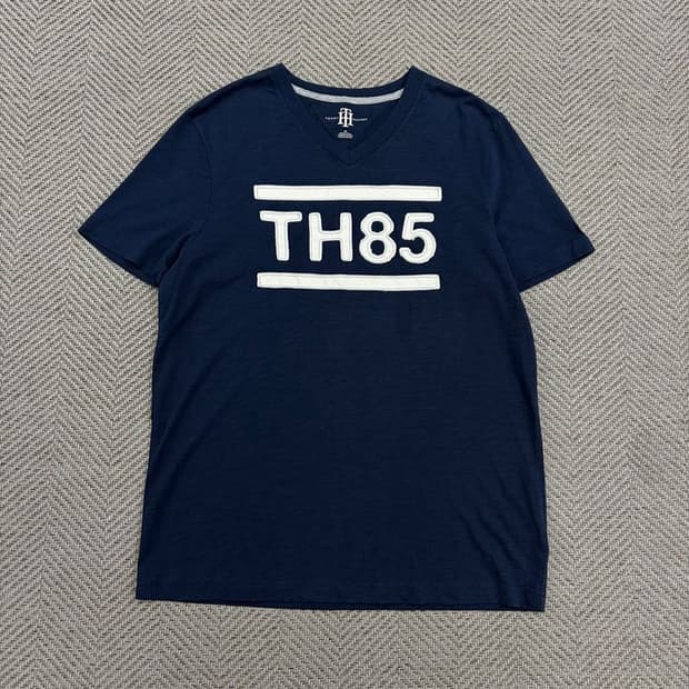 타미힐피거 아플리케 자수 티셔츠 v3122