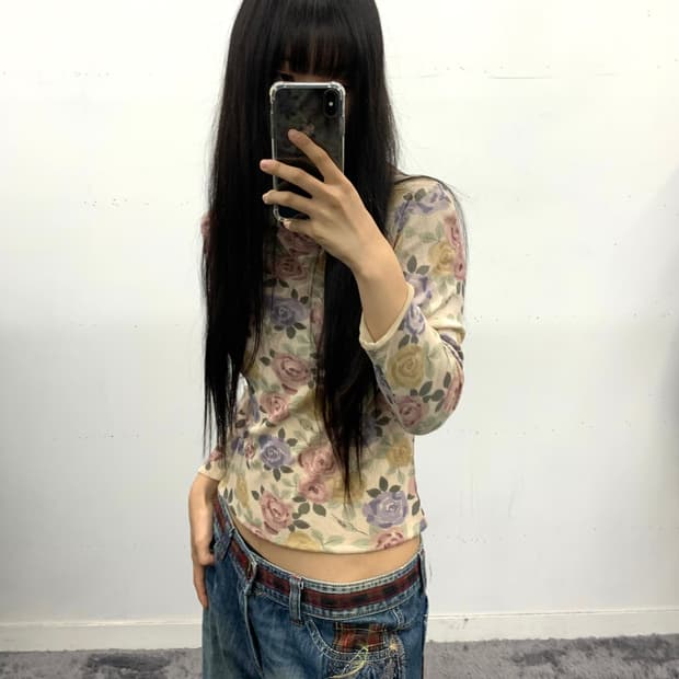플라워 패턴 매쉬 롱슬리브